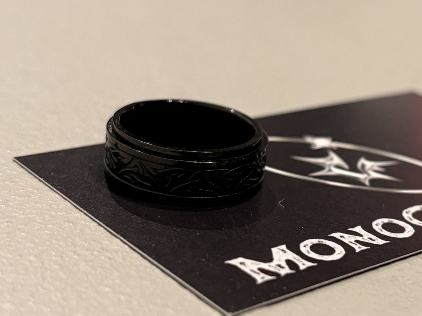 Black trinity ring